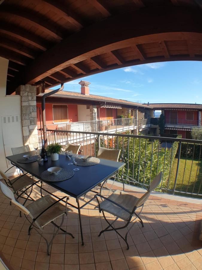 La Fenice Holiday Apartment Манерба-дель-Гарда Экстерьер фото