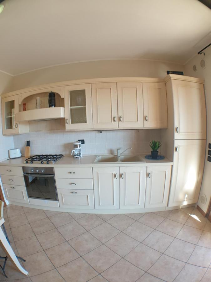 La Fenice Holiday Apartment Манерба-дель-Гарда Экстерьер фото