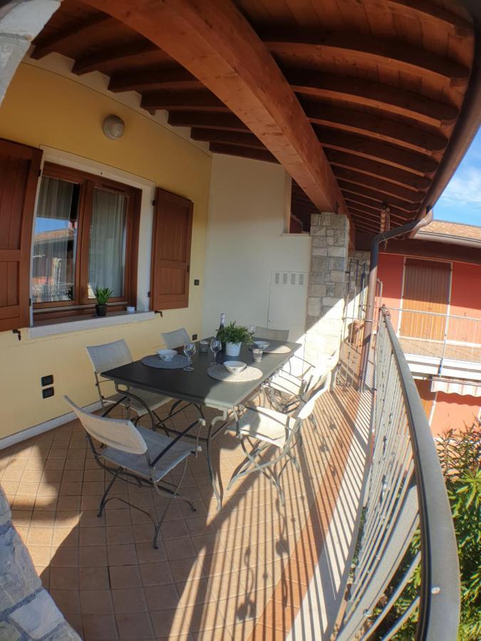 La Fenice Holiday Apartment Манерба-дель-Гарда Экстерьер фото